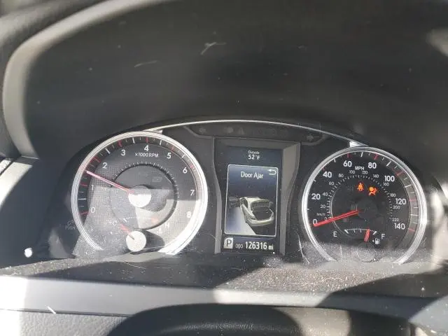 2016 TOYOTA CAMRY LE  