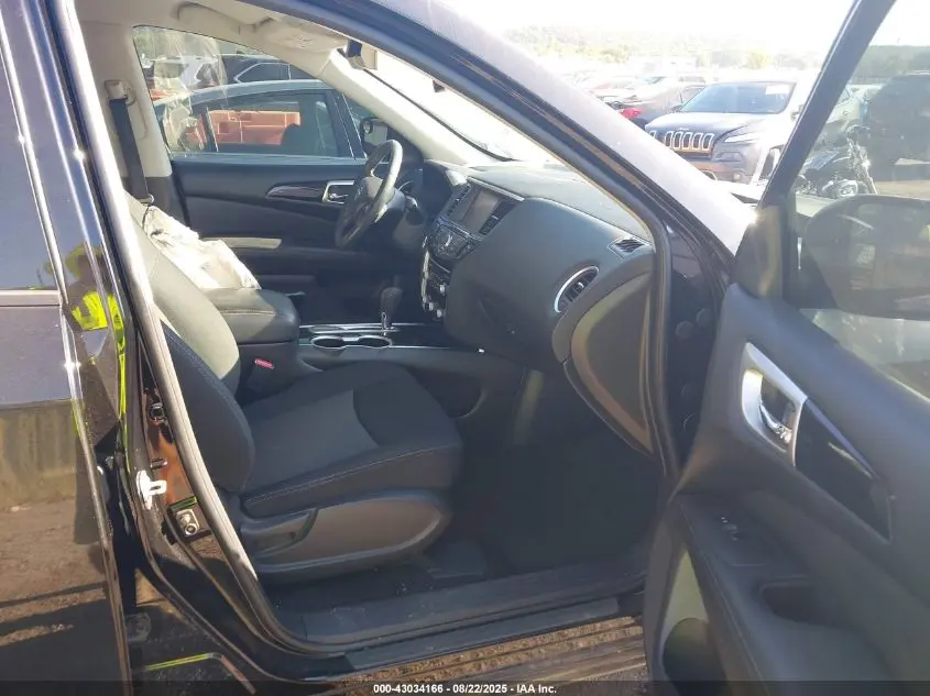 2018 NISSAN PATHFINDER SV