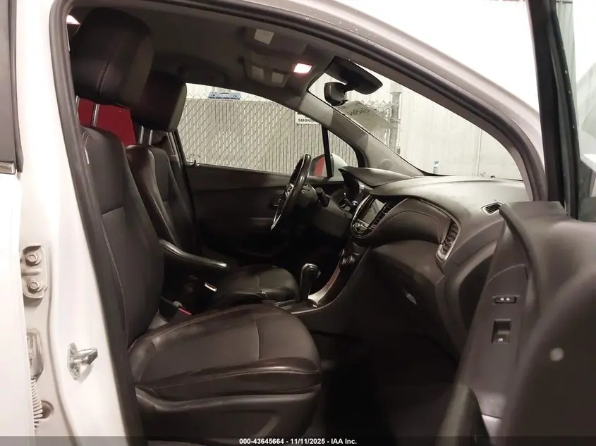 2019 CHEVROLET TRAX LT