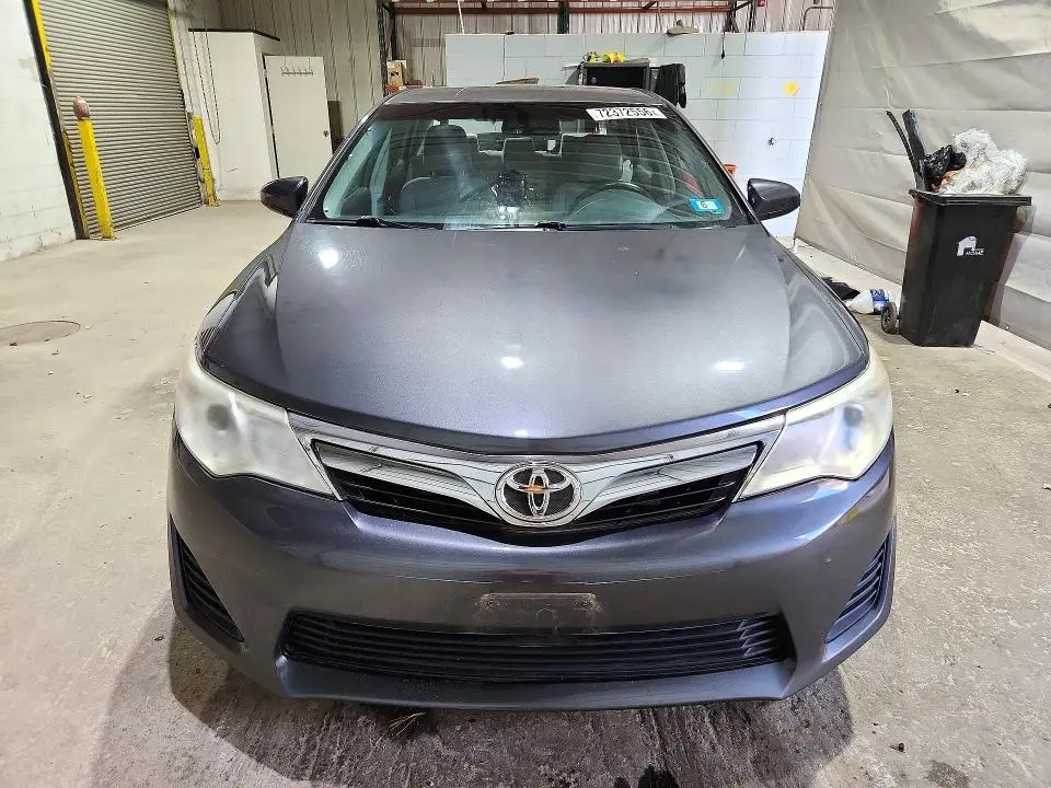2014 TOYOTA CAMRY LE  