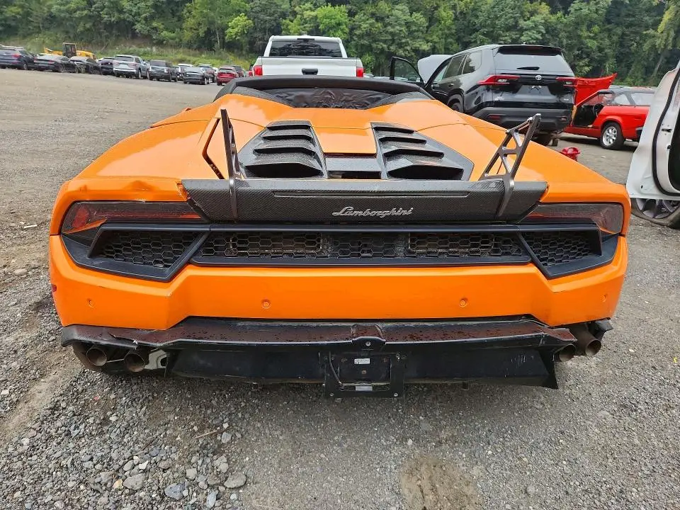 2017 LAMBORGHINI HURACAN   