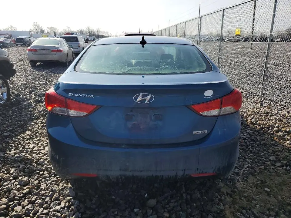 2013 HYUNDAI ELANTRA GLS  
