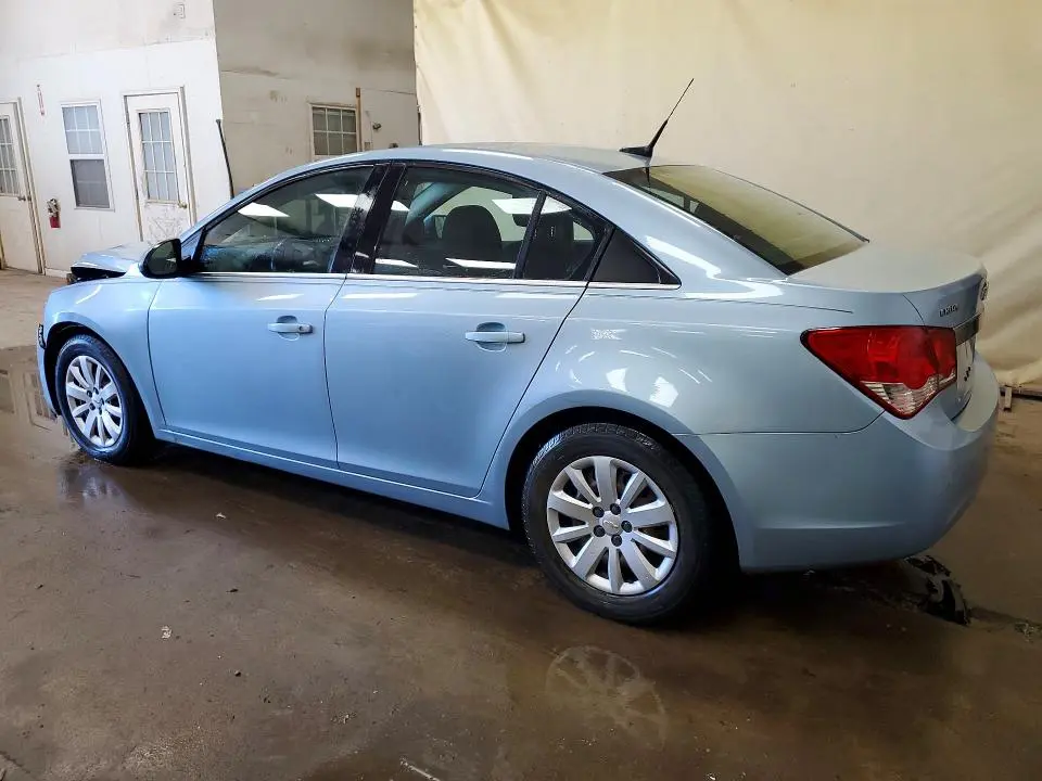 2011 CHEVROLET CRUZE LT  