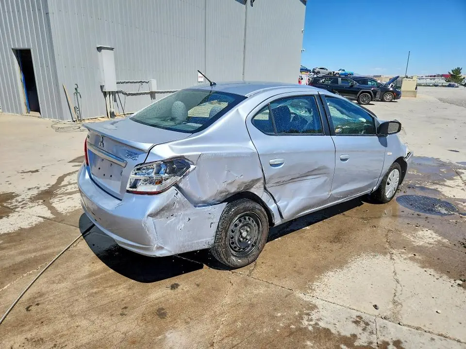 2017 MITSUBISHI MIRAGE G4 ES  