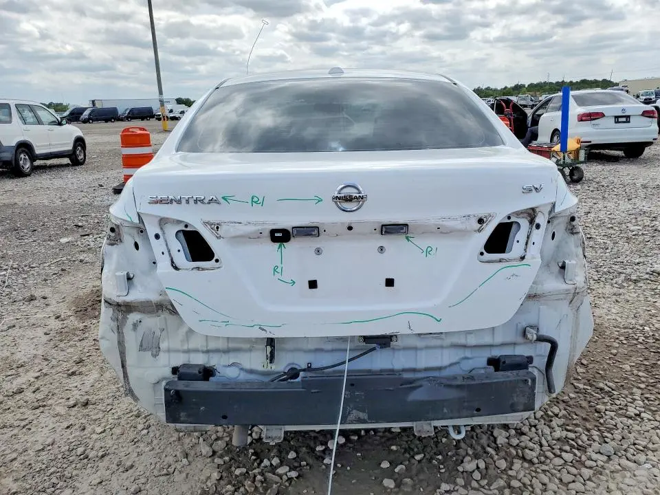2018 NISSAN SENTRA SV  