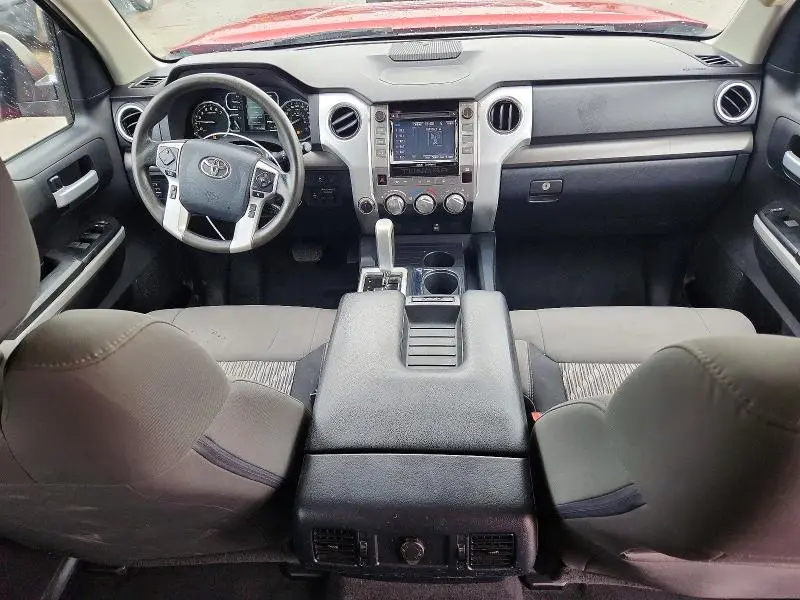 2019 TOYOTA TUNDRA CREWMAX SR5  