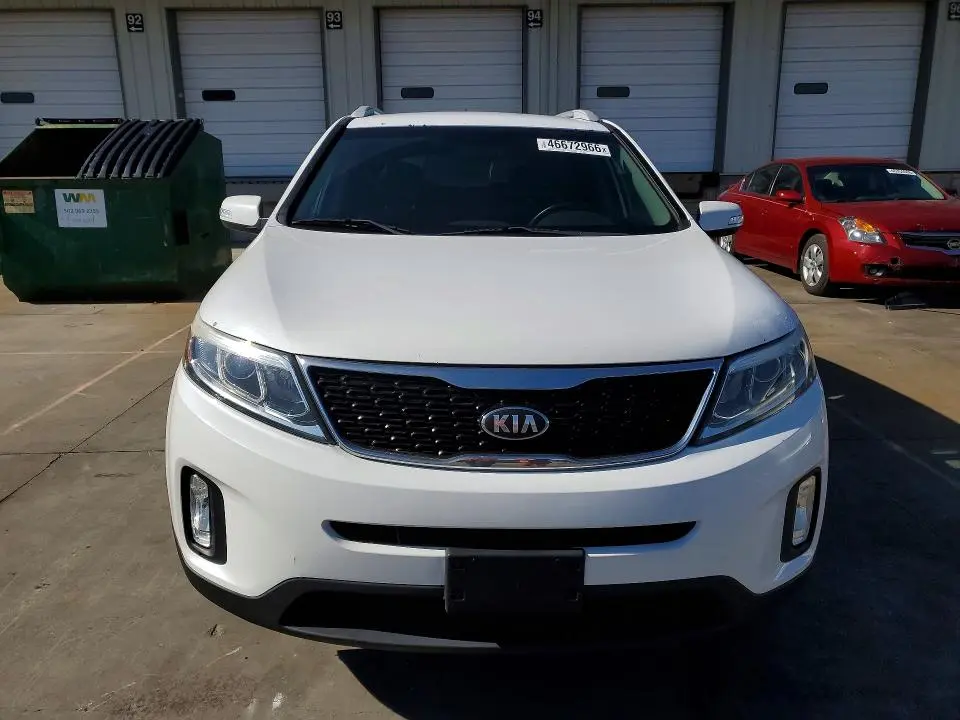 2015 KIA SORENTO LX  