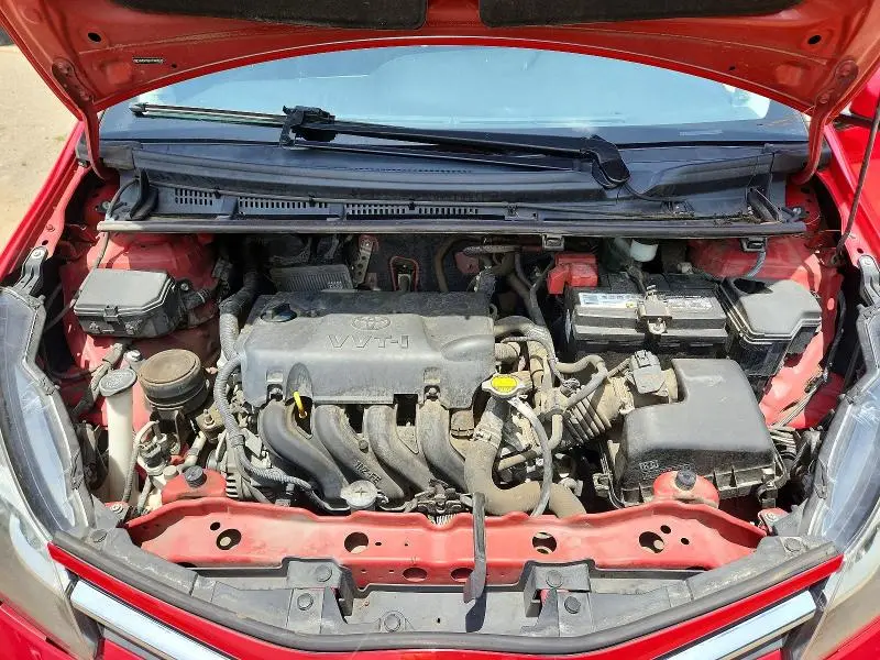 2015 TOYOTA YARIS 5-DOOR L  