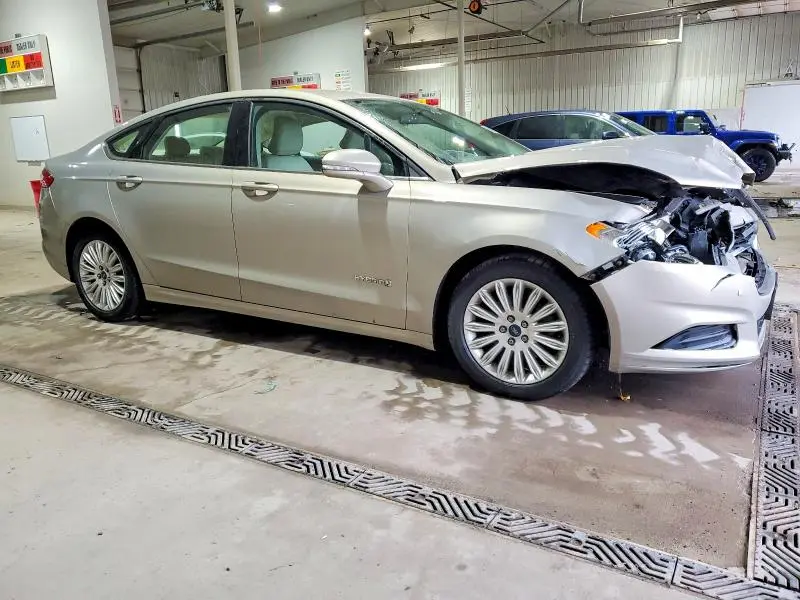 2015 FORD FUSION SE HYBRID  