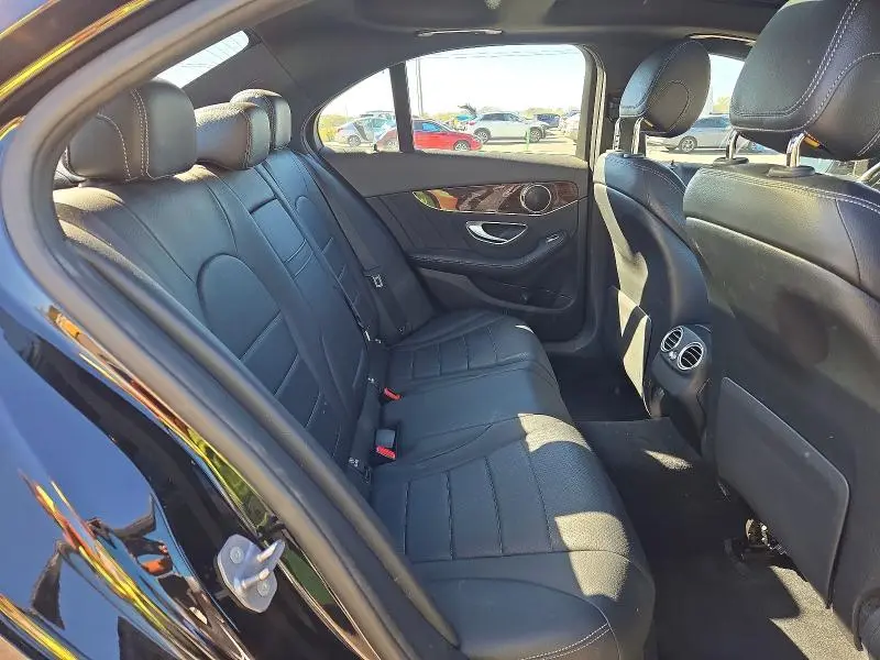 2019 MERCEDES-BENZ C 300  