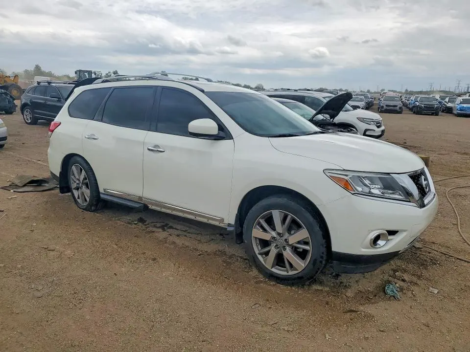 2015 NISSAN PATHFINDER S  