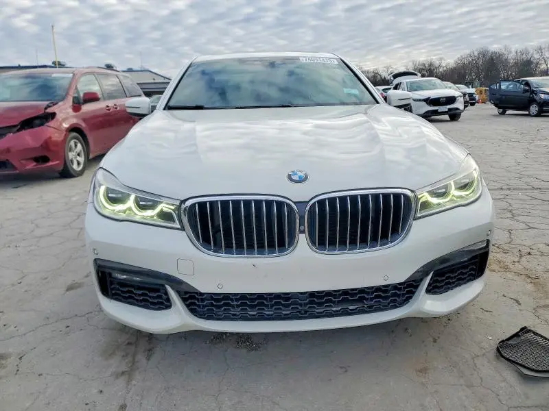 2017 BMW 750 I  