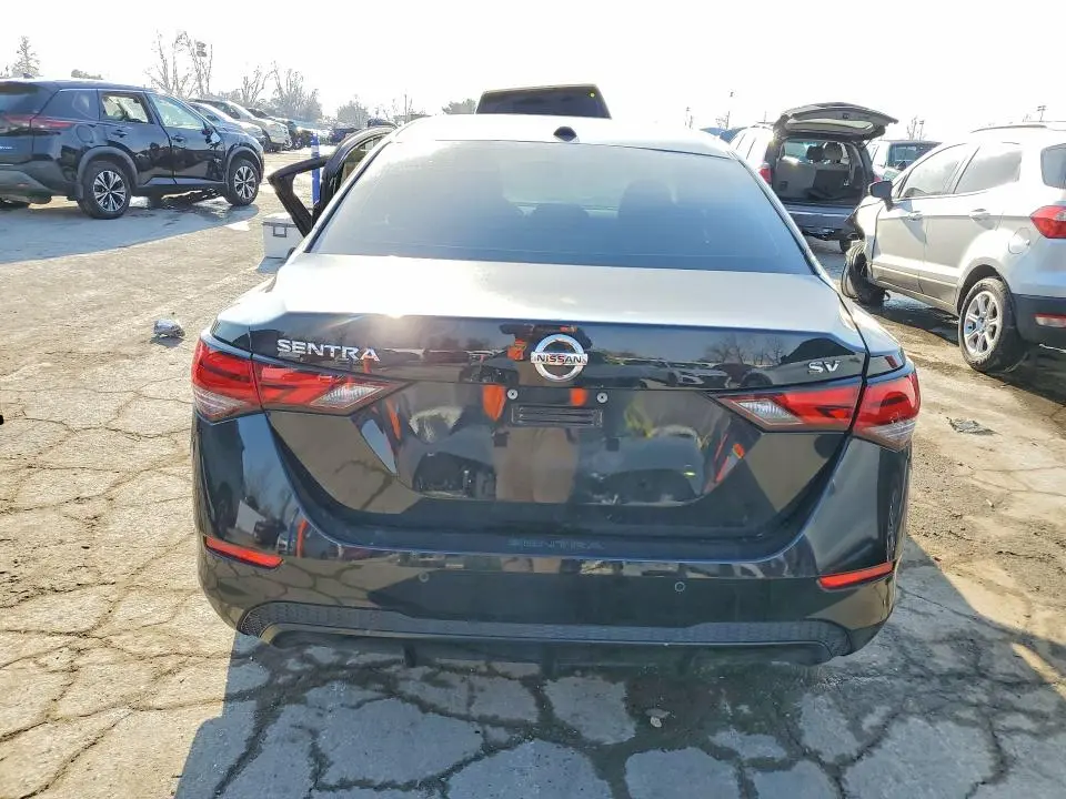 2022 NISSAN SENTRA SV  