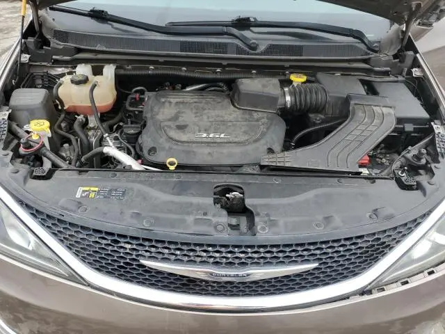 2017 CHRYSLER PACIFICA TOURING L  