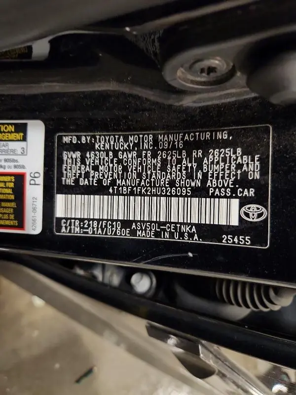2017 TOYOTA CAMRY LE  