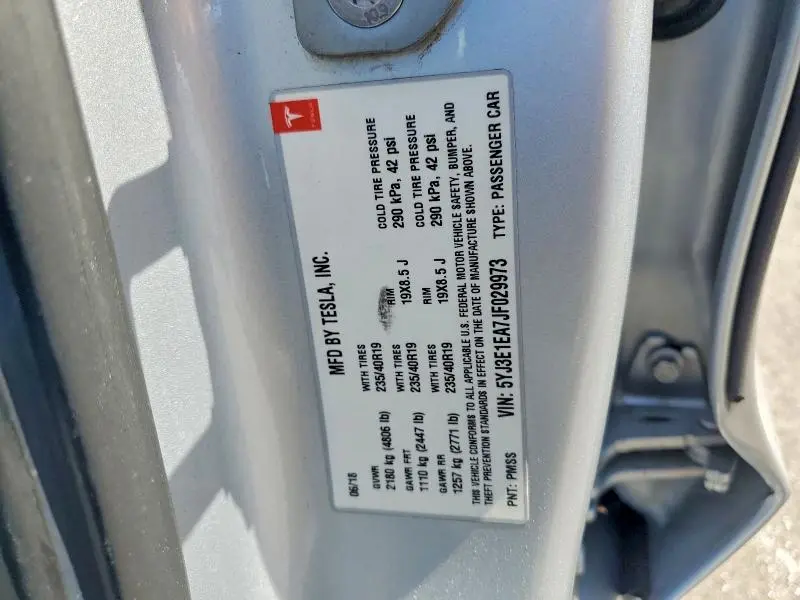 2018 TESLA MODEL 3   