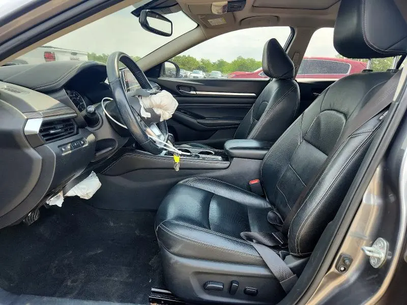 2020 NISSAN ALTIMA SL  
