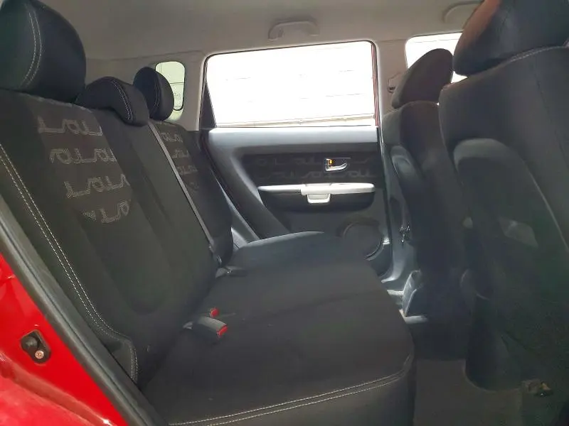 2012 KIA SOUL +  