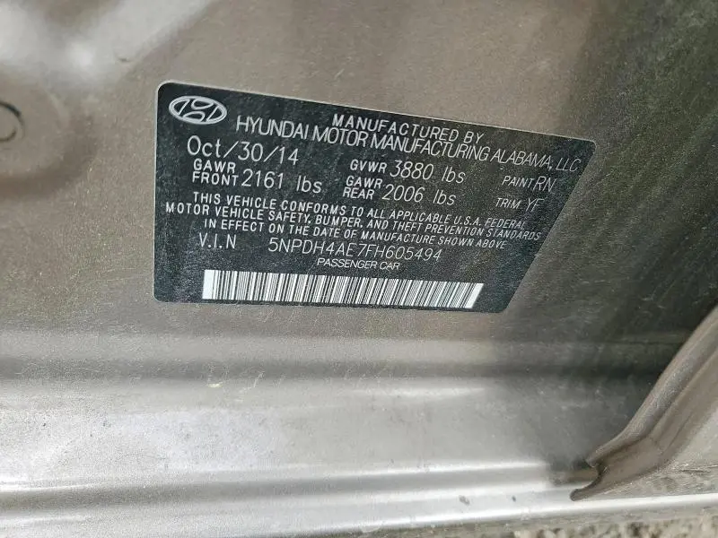 2015 HYUNDAI ELANTRA SE  
