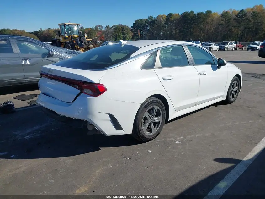 2022 KIA K5 LXS