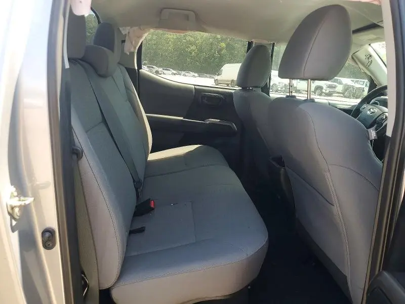 2016 TOYOTA TACOMA SR5 V6  