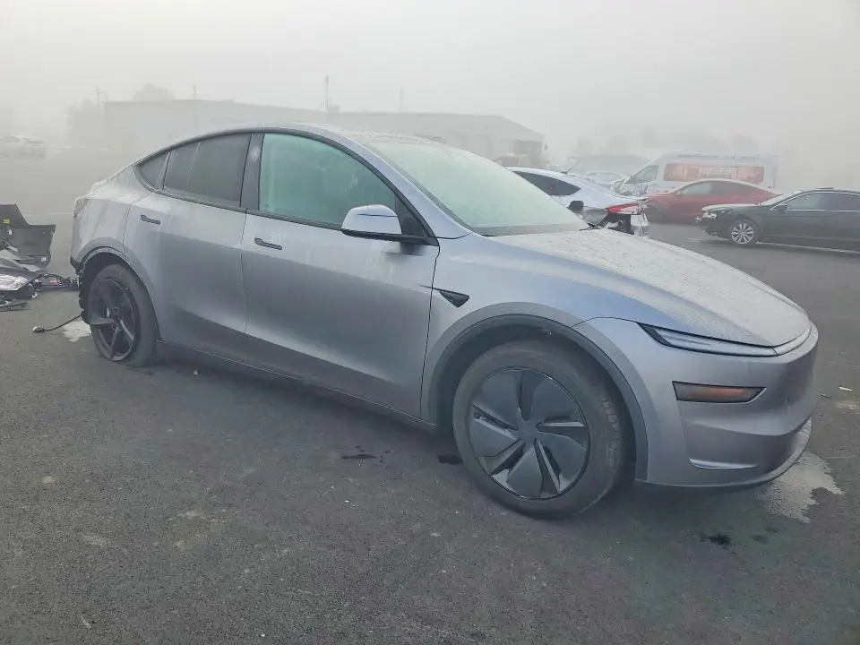 2026 TESLA MODEL Y   