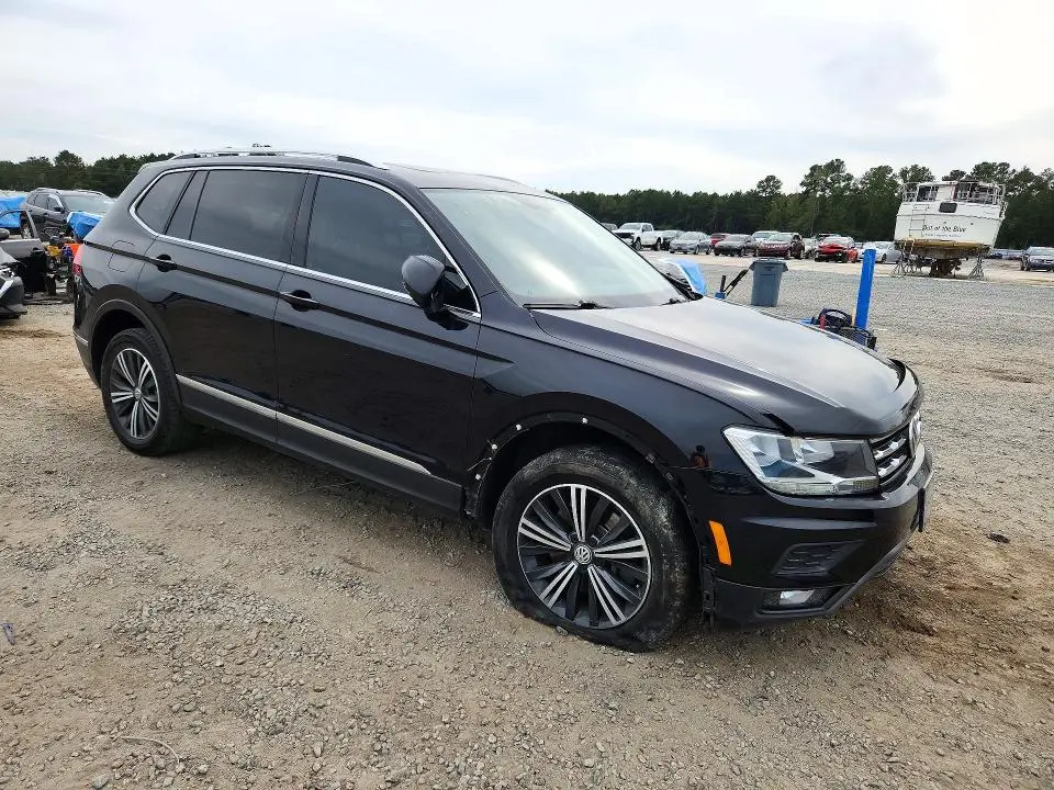2018 VOLKSWAGEN TIGUAN SE  
