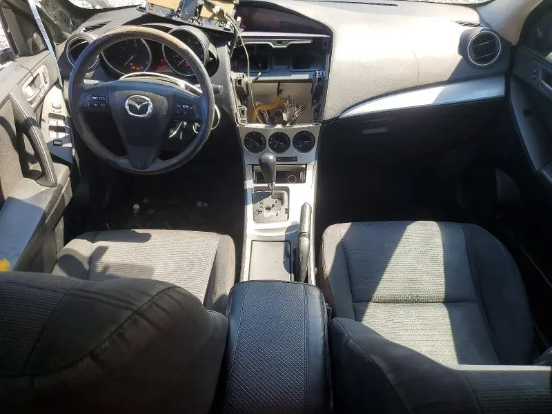 2010 MAZDA 3 I  