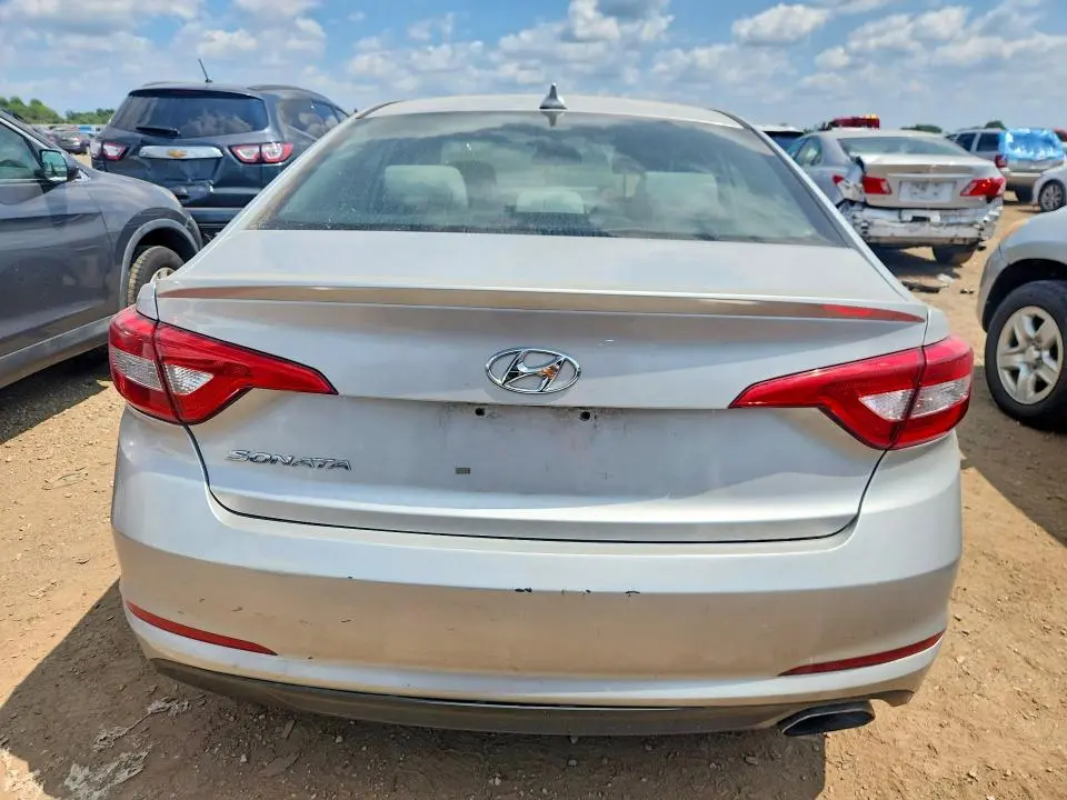 2017 HYUNDAI SONATA SE  