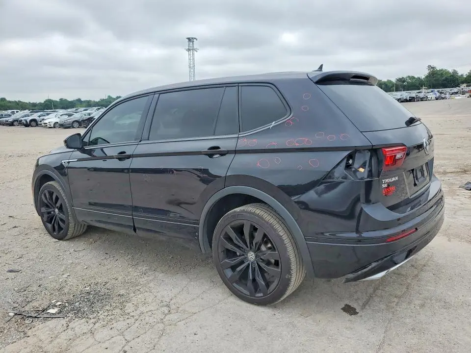 2021 VOLKSWAGEN TIGUAN SE  