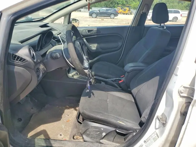 2018 FORD FIESTA SE  