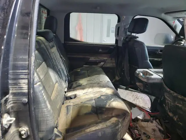 2023 TOYOTA TUNDRA CREWMAX SR5  