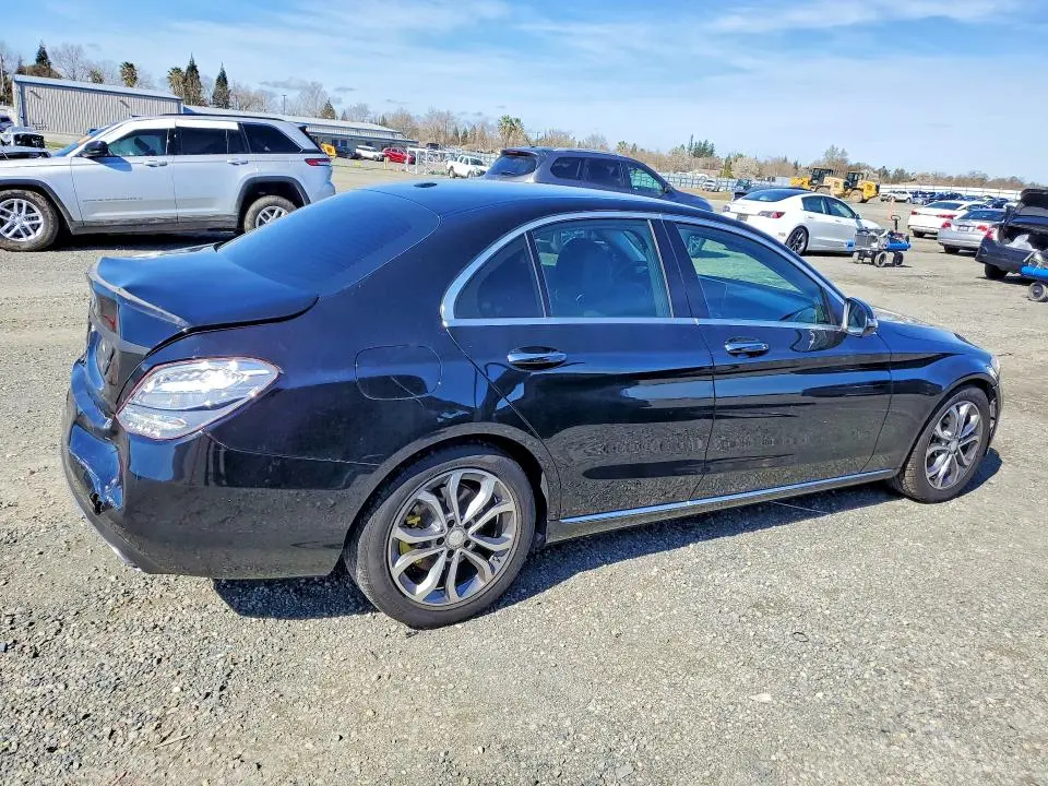 2016 MERCEDES-BENZ C 300  