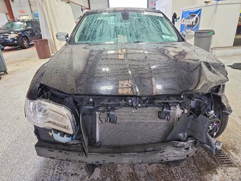 2018 CHRYSLER 300 LIMITED  
