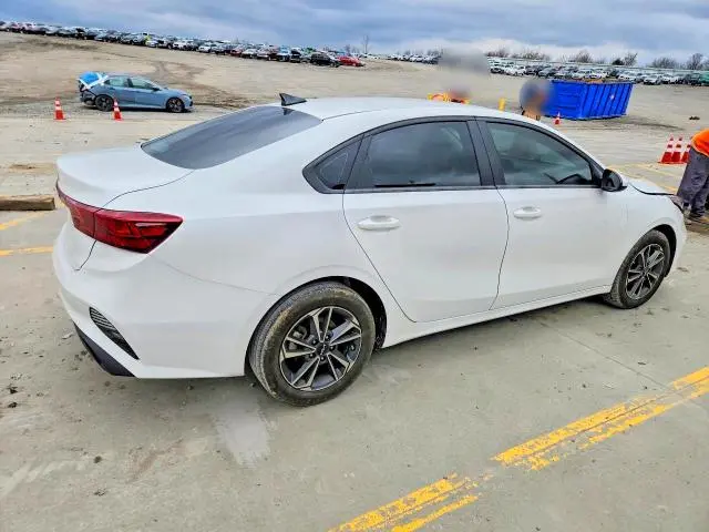 2024 KIA FORTE   
