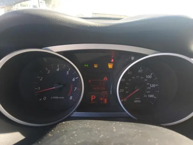 2011 MITSUBISHI OUTLANDER ES  
