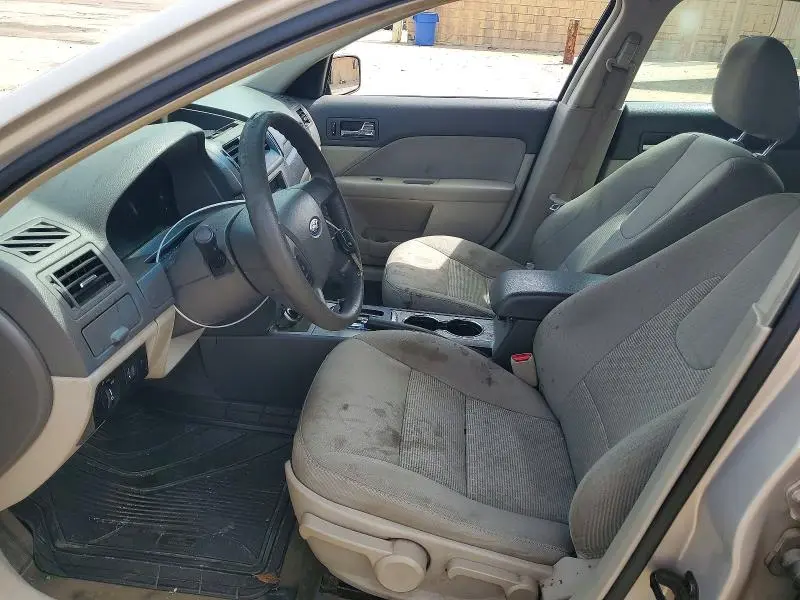 2010 FORD FUSION S  