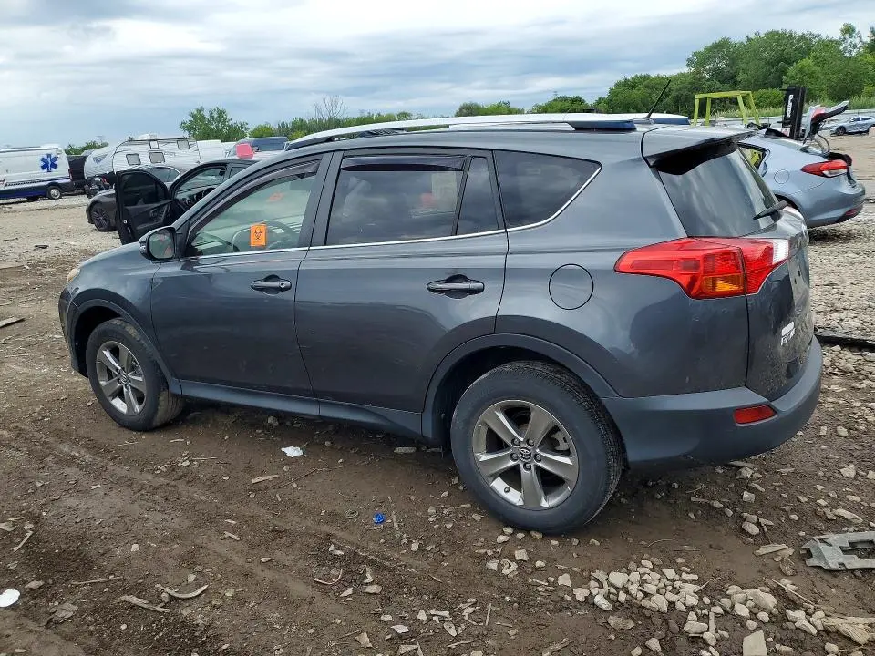 2015 TOYOTA RAV4 XLE  