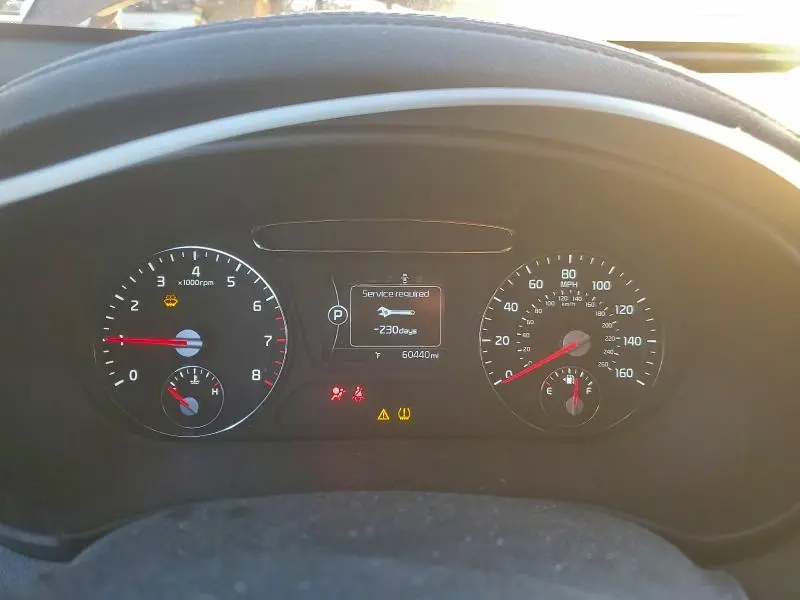 2016 KIA SORENTO LX  