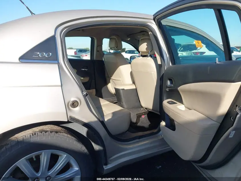 2013 CHRYSLER 200 LIMITED