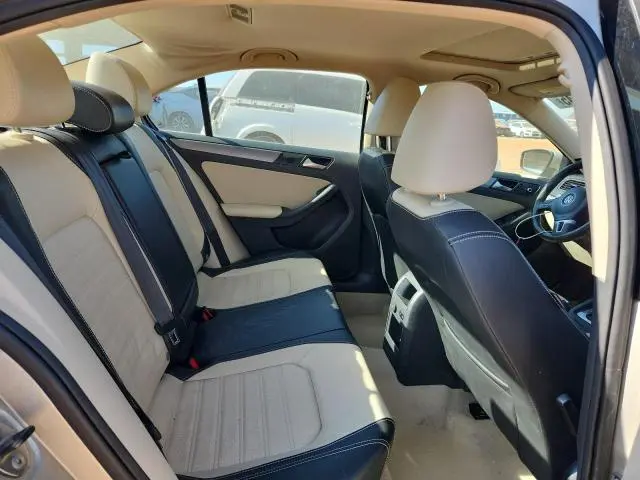 2014 VOLKSWAGEN JETTA SEL  