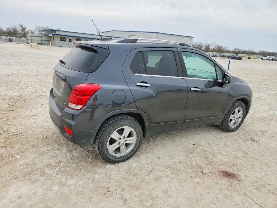 2017 CHEVROLET TRAX 1LT  