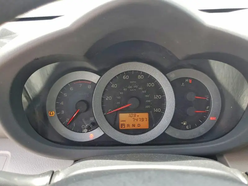 2011 TOYOTA RAV4 BASE  