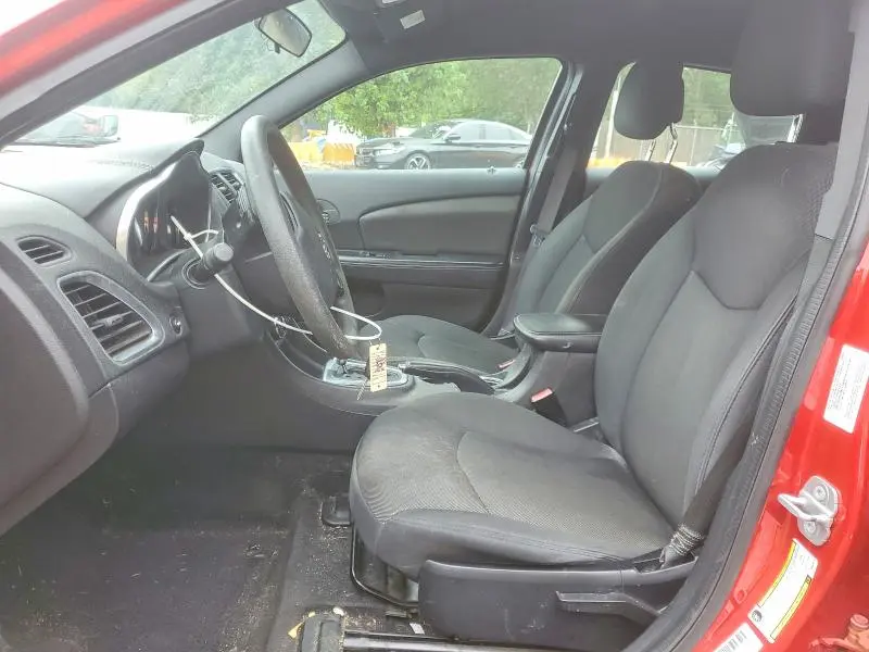 2013 DODGE AVENGER SE  