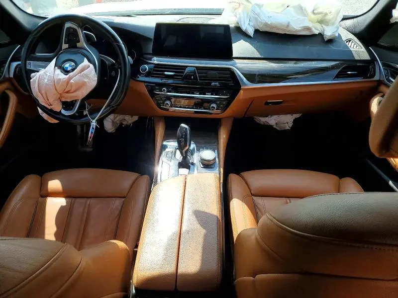2019 BMW 530 XI  