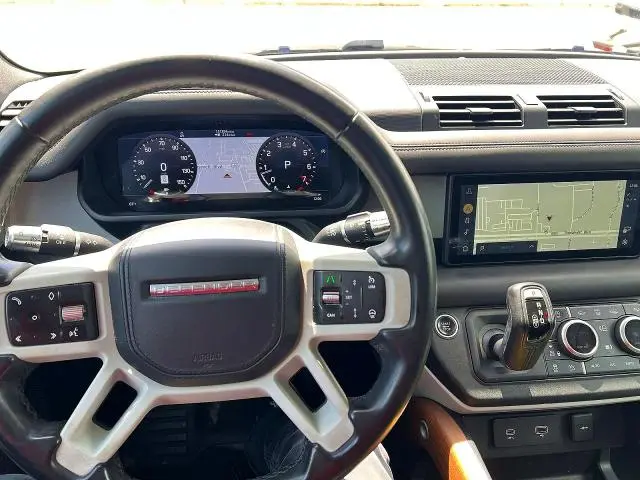 2020 LAND ROVER DEFENDER 110 HSE  
