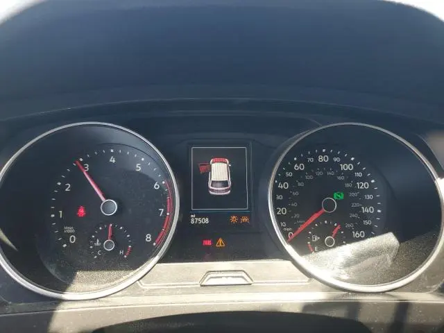 2018 VOLKSWAGEN TIGUAN SE  