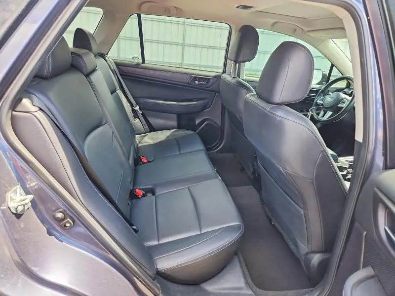 2017 SUBARU OUTBACK 3.6R LIMITED  