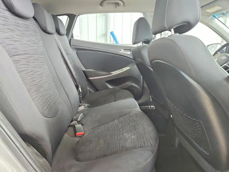 2015 HYUNDAI ACCENT GS  