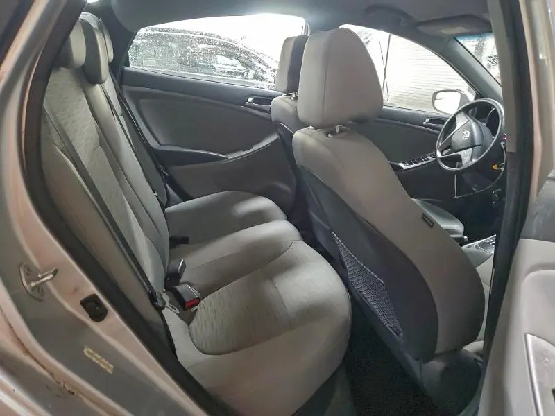 2015 HYUNDAI ACCENT GLS  